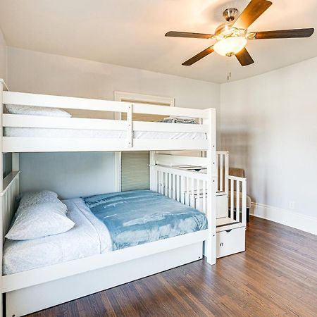 Bright Woodland Apartment Walk To Main Street المظهر الخارجي الصورة